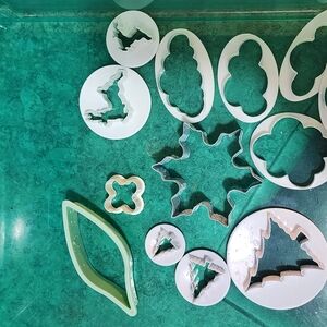 Holiday Cookie Cutter Set - White and Green
